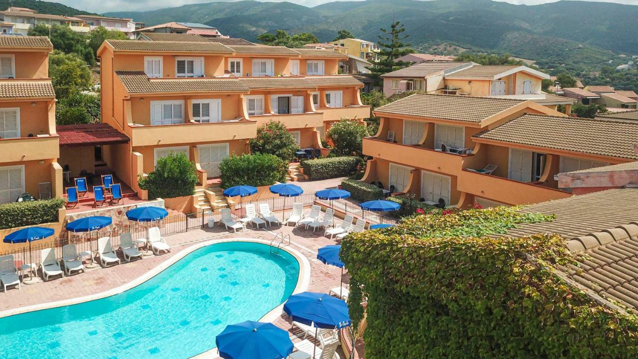Residence Le Onde Badesi Εξωτερικό φωτογραφία
